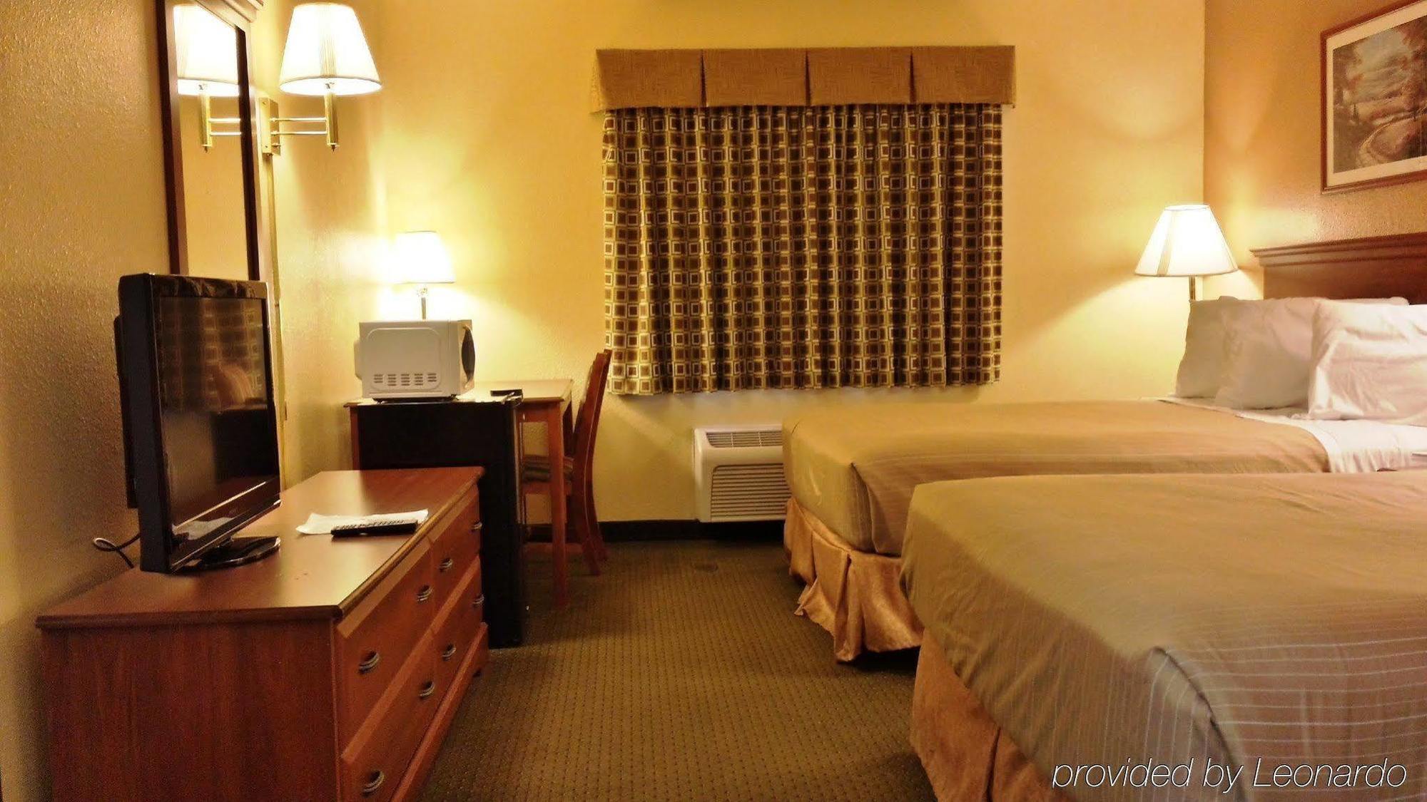 Americas Best Value Inn - Seymour Экстерьер фото
