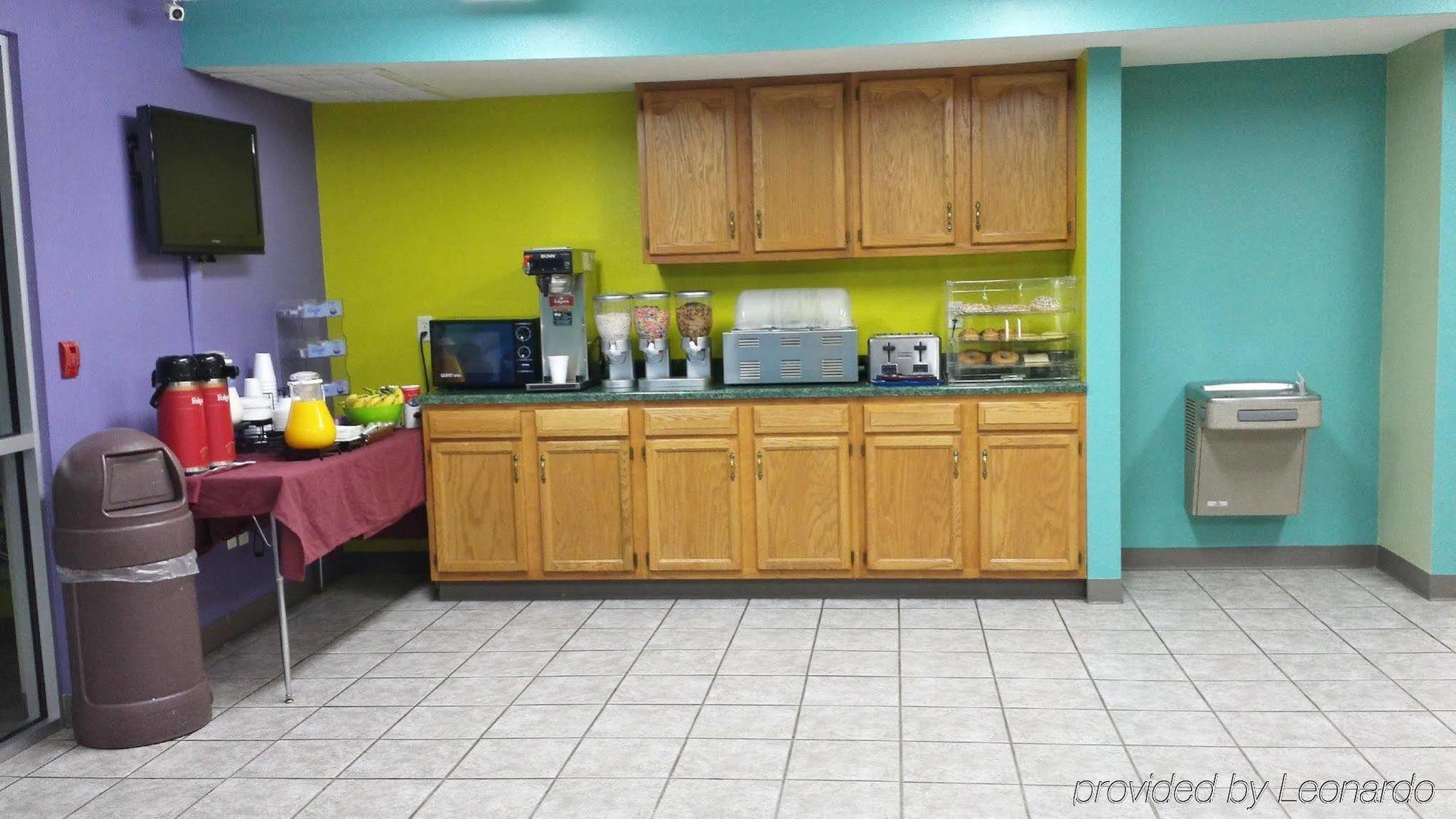 Americas Best Value Inn - Seymour Экстерьер фото